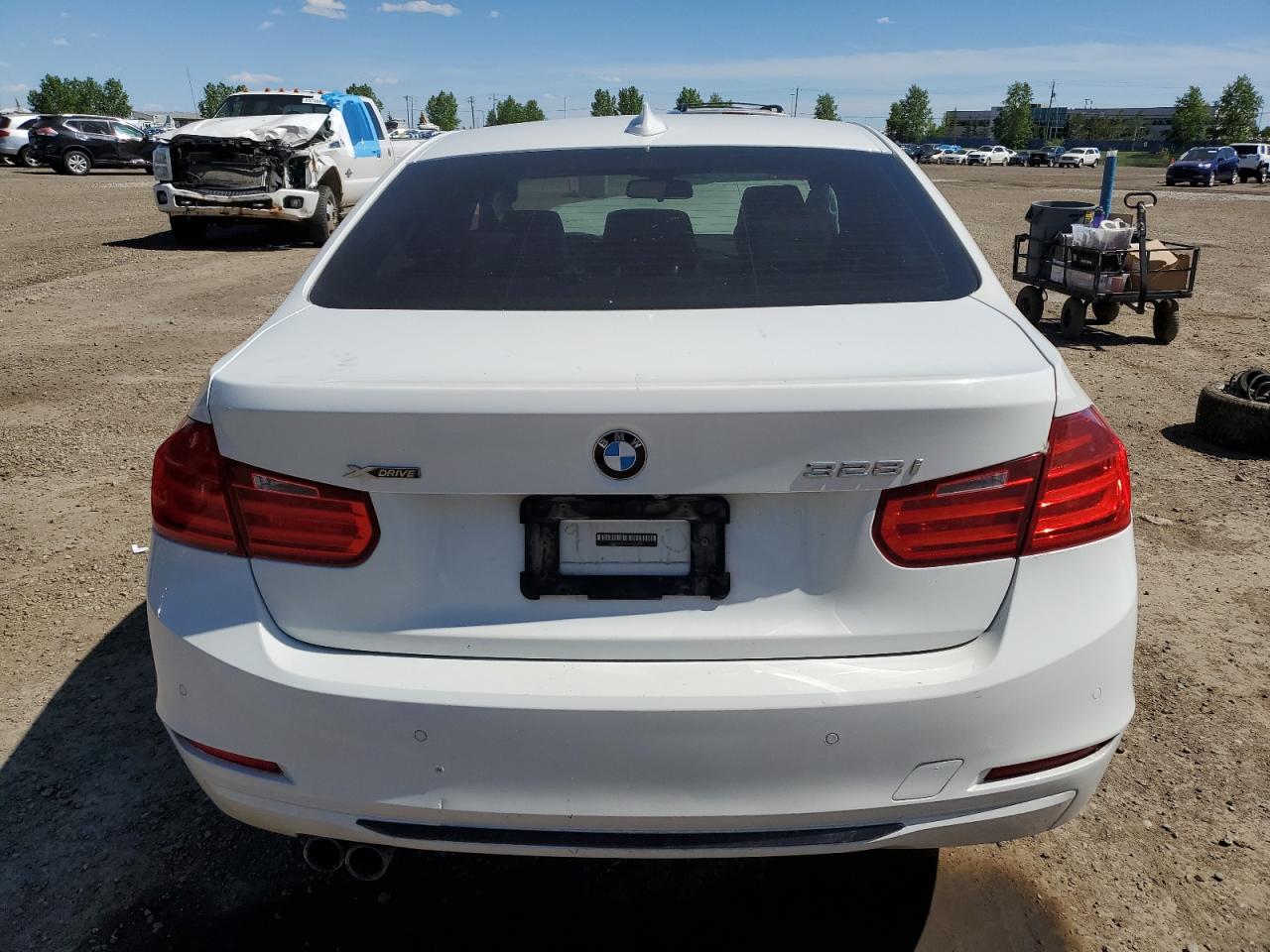 WBA3B3G5XENR84582 2014 BMW 328 Xi