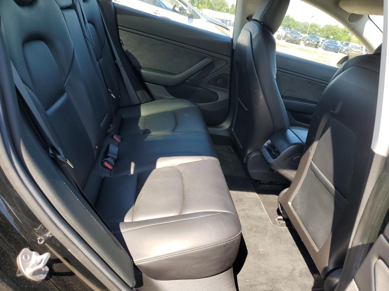 Lot #2846866684 2018 TESLA MODEL 3