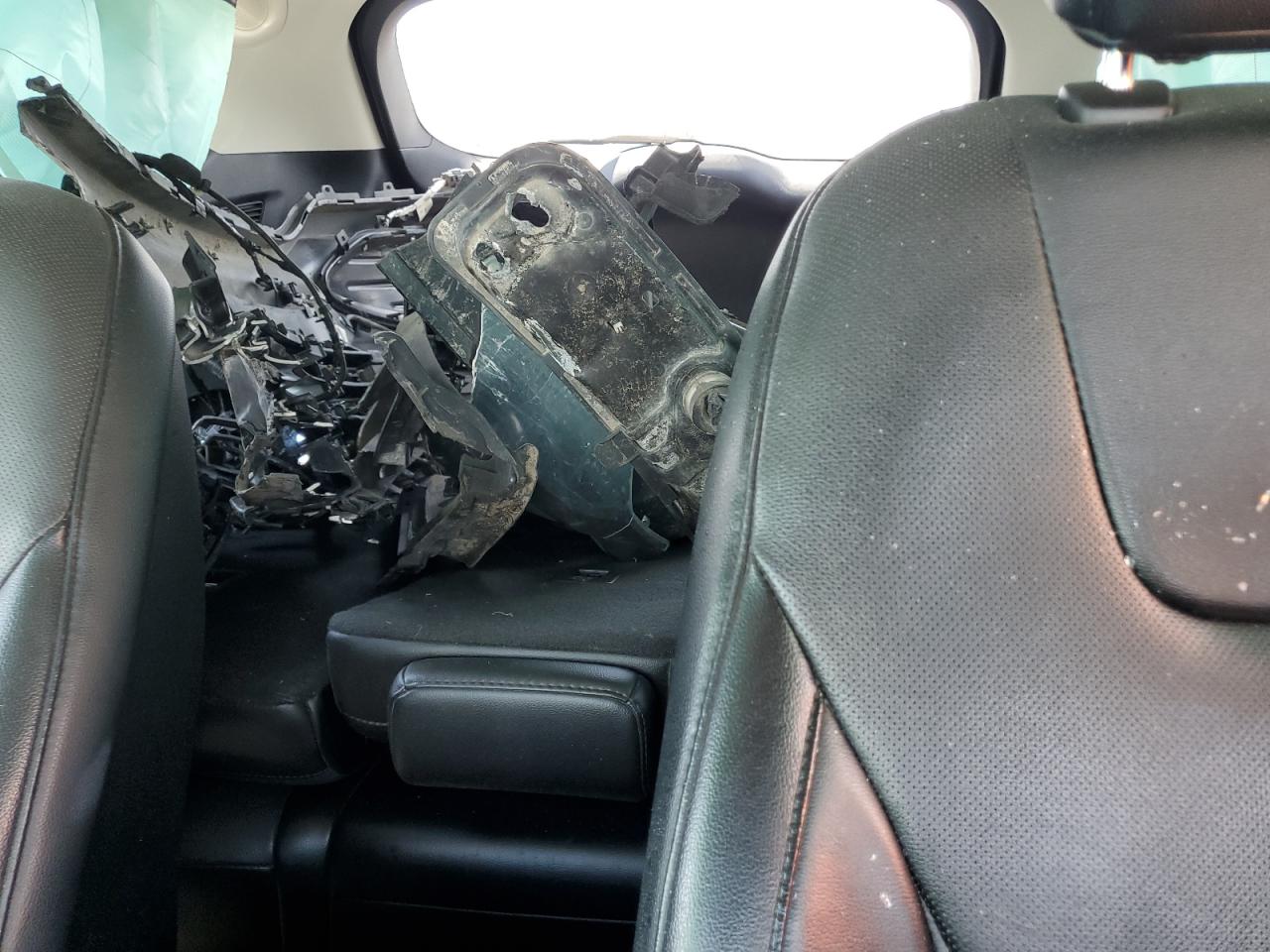 2FMPK3K97KBB20073 2019 Ford Edge Titanium