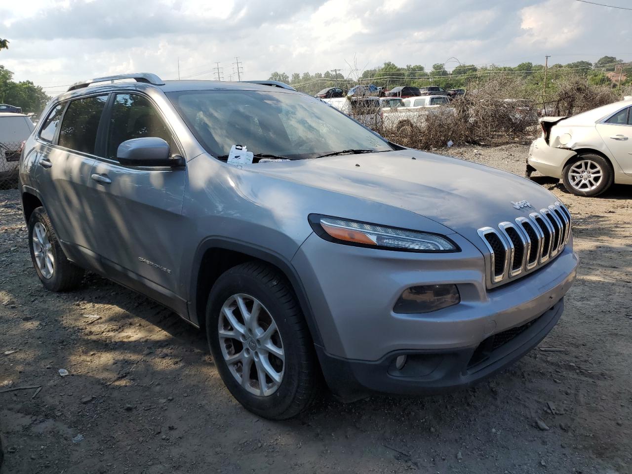 2014 Jeep Cherokee Latitude vin: 1C4PJMCB5EW162520