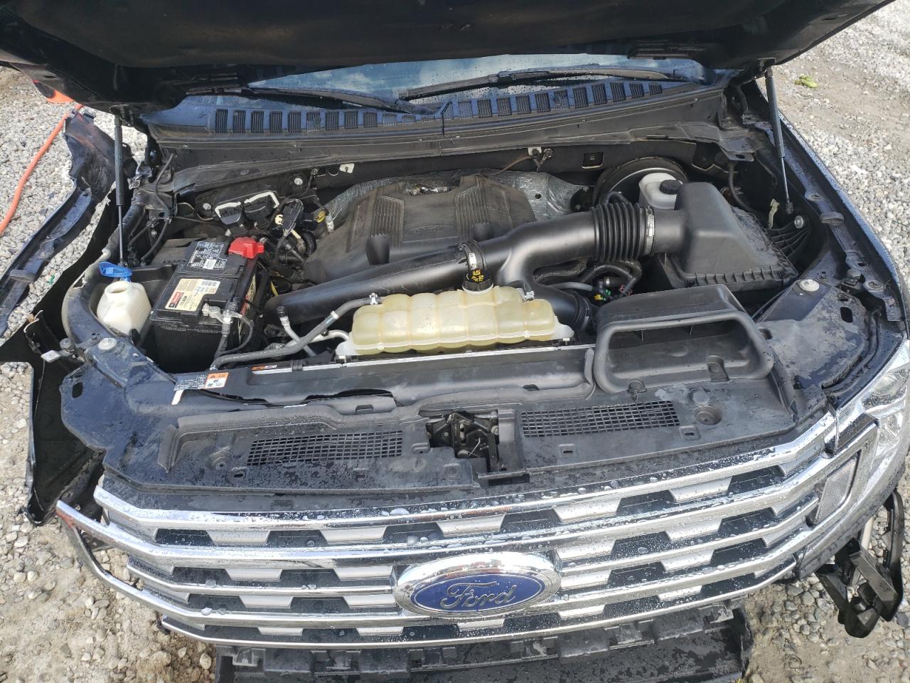 1FMJU1HT9KEA70739 2019 Ford Expedition Xlt