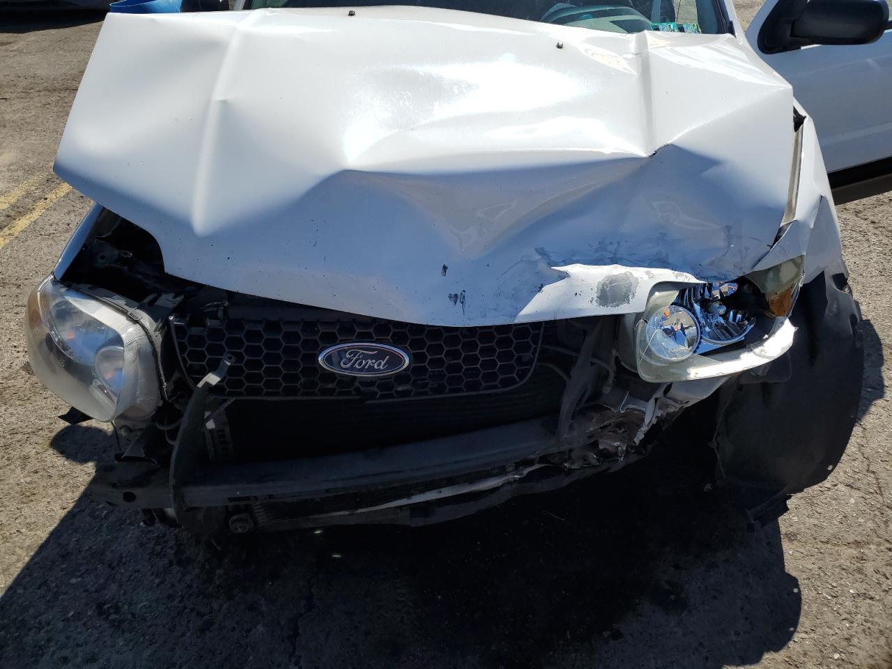 1FMYU93145KB84768 2005 Ford Escape Xlt