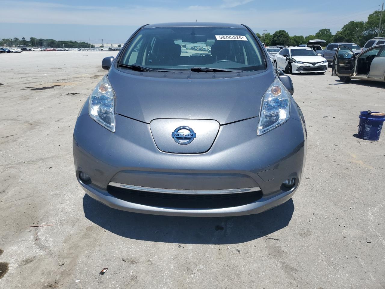 1N4AZ0CP4FC324732 2015 Nissan Leaf S