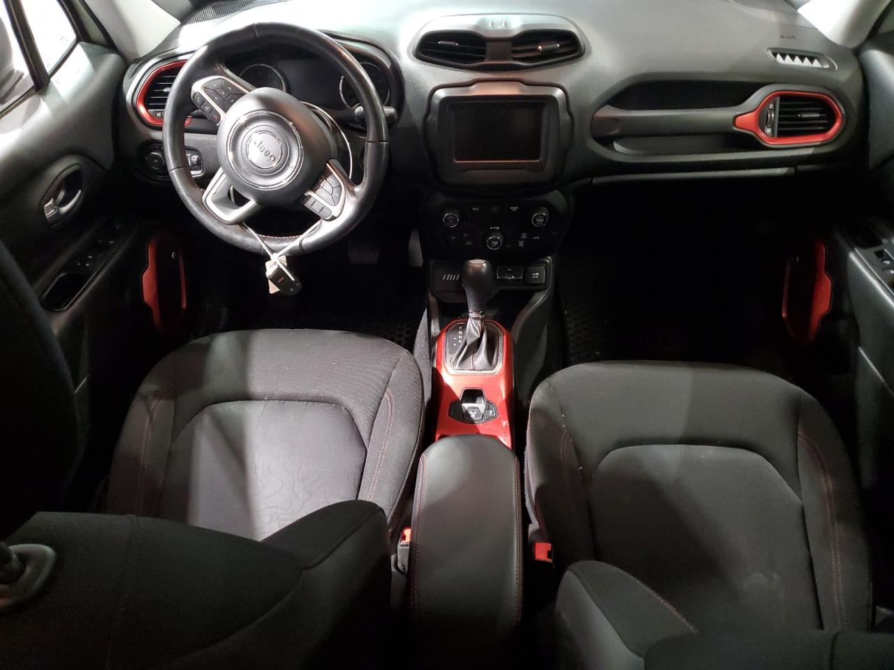 ZACCJBCB3JPH21718 2018 Jeep Renegade Trailhawk