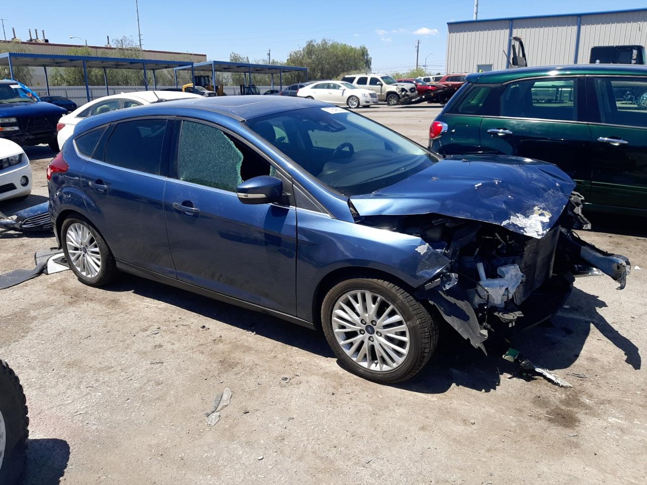 2018 Ford Focus Titanium vin: 1FADP3N21JL313184