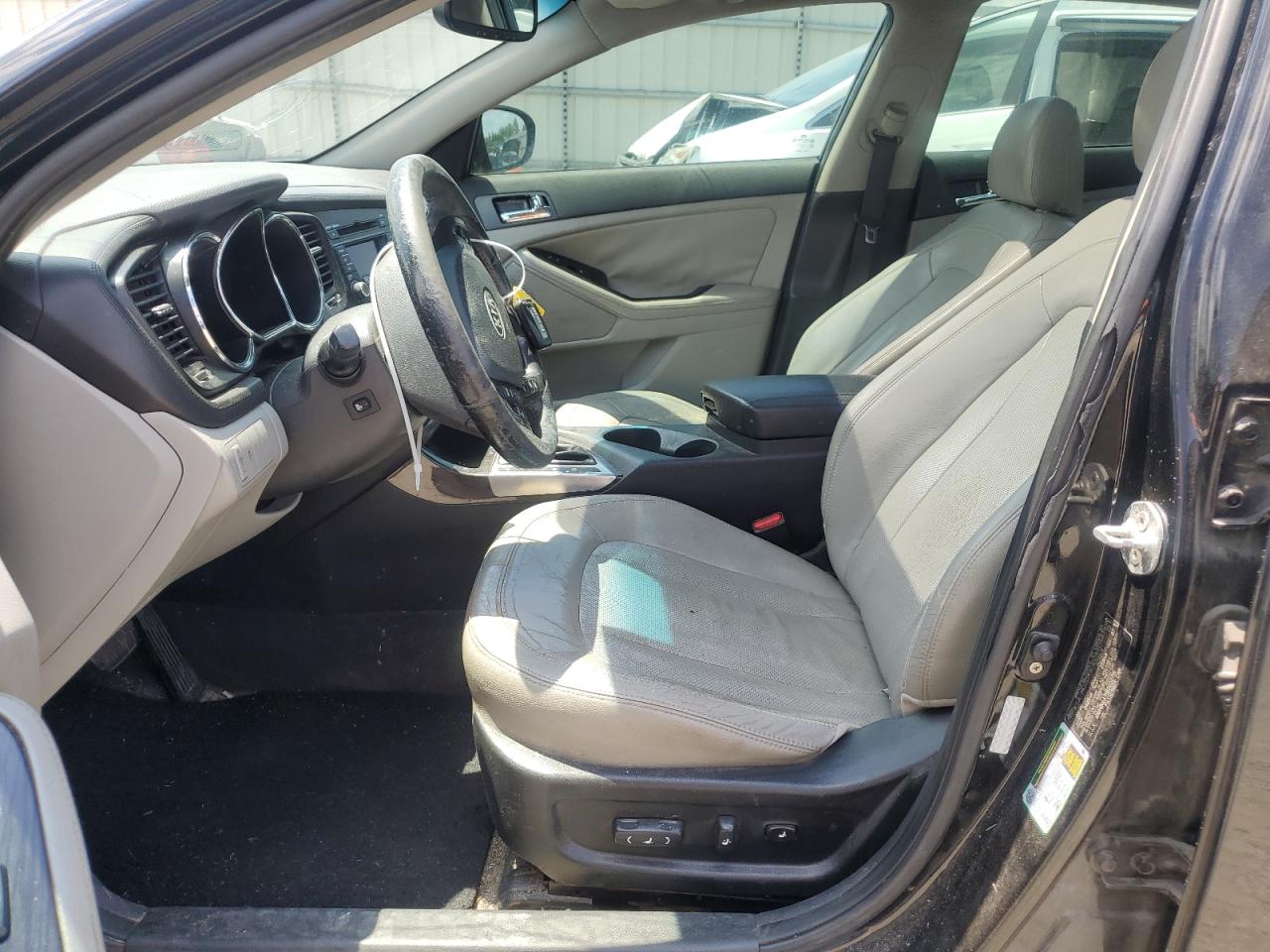 KNAGN4A71B5053716 2011 Kia Optima Ex