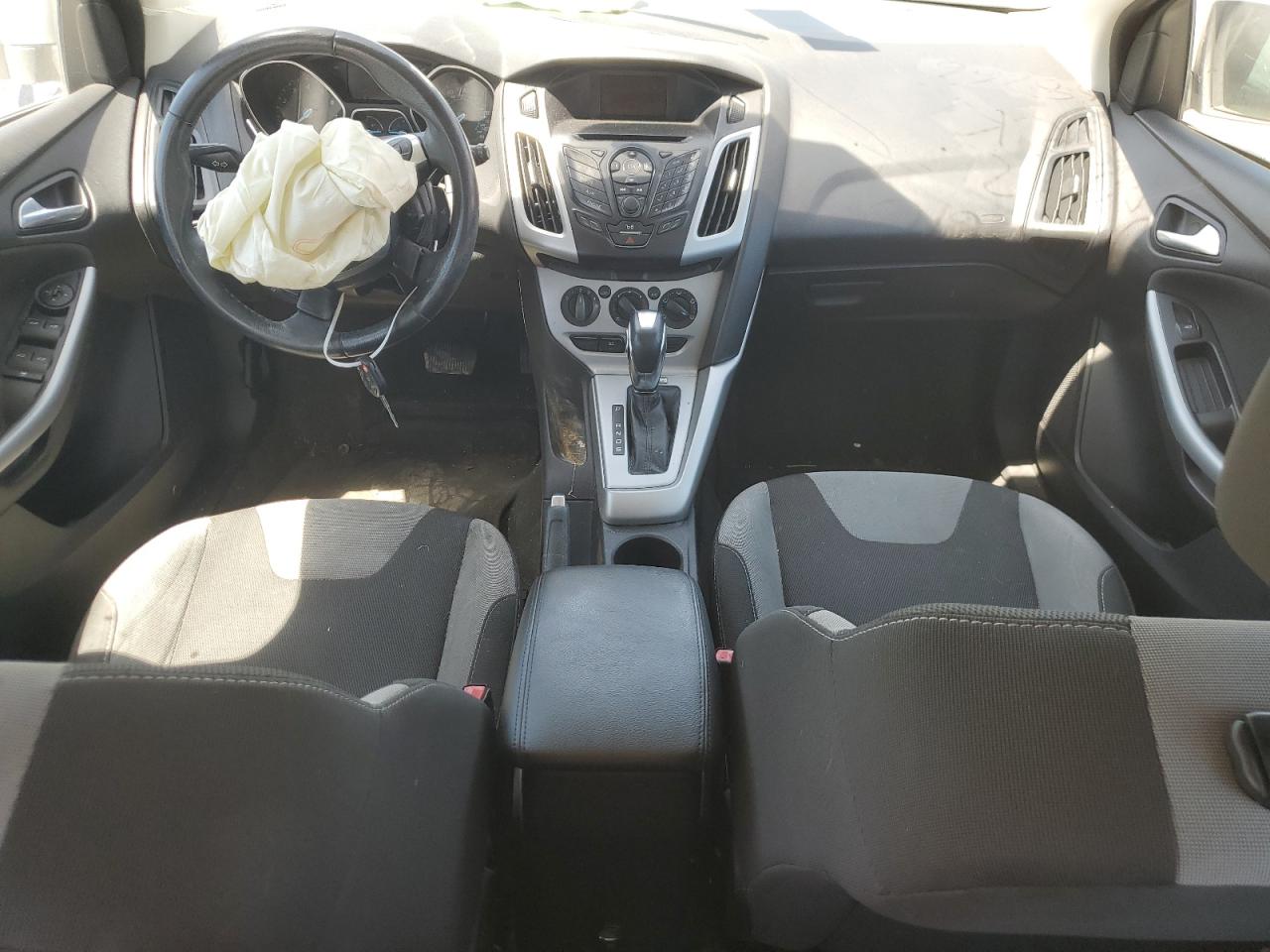 1FAHP3K29CL188766 2012 Ford Focus Se