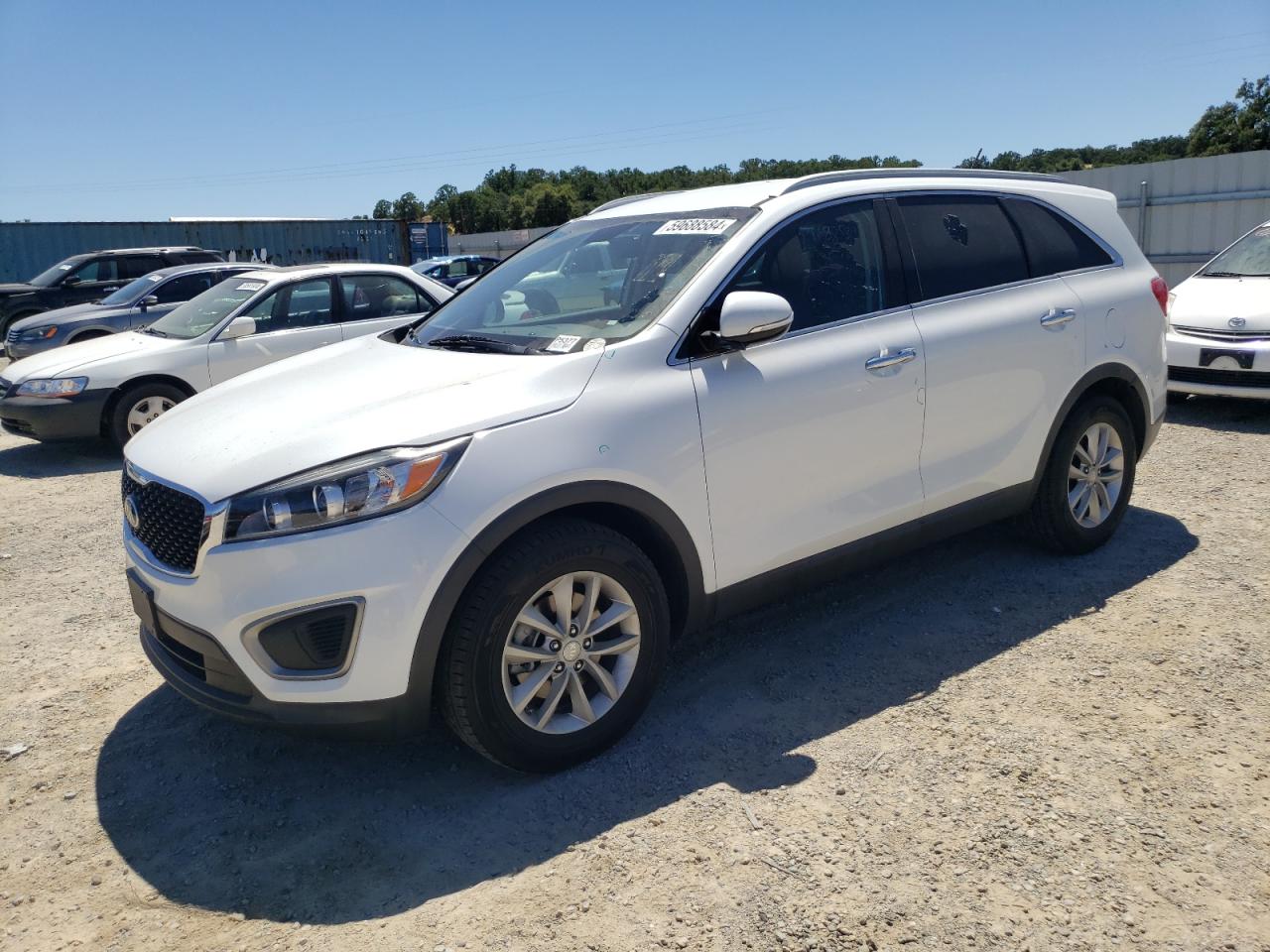 2016 Kia Sorento Lx vin: 5XYPG4A58GG153595