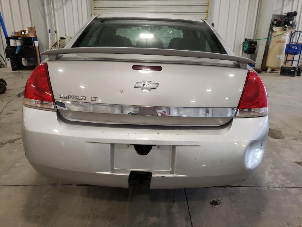 2G1WG5EK7B1135263 2011 Chevrolet Impala Lt