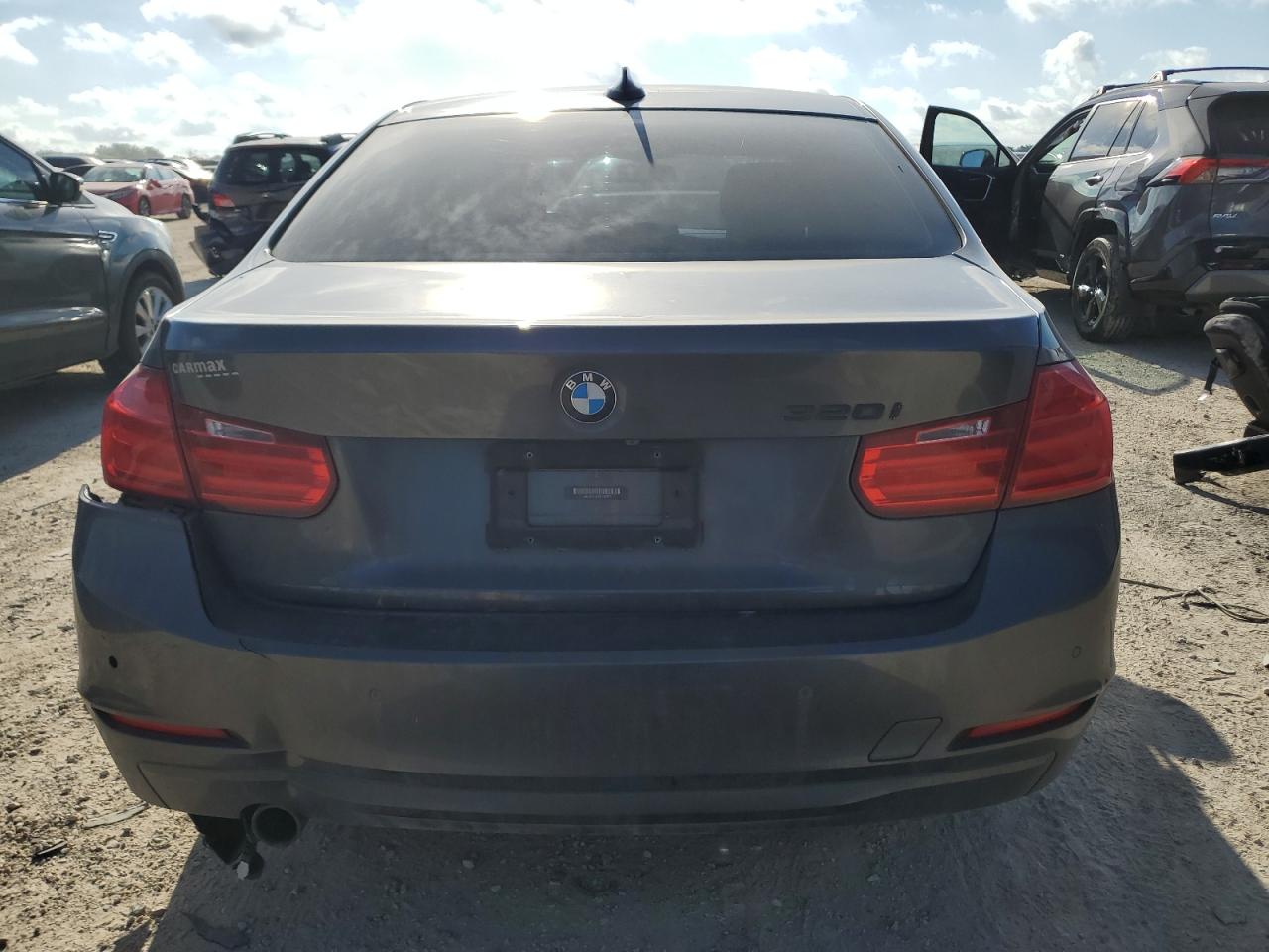 WBA3B1C53FK138873 2015 BMW 320 I