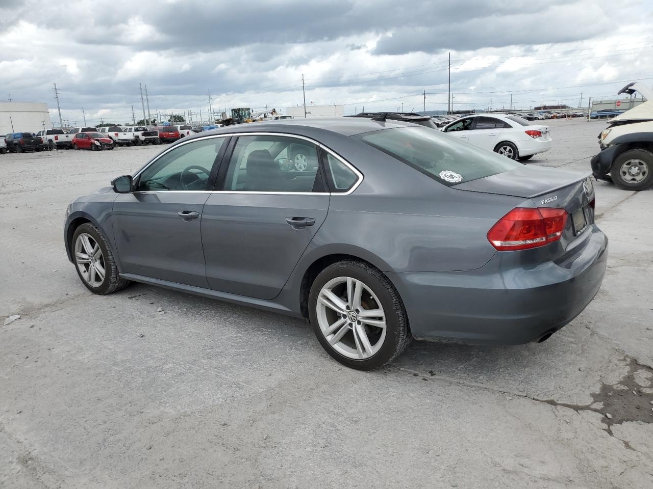 2014 Volkswagen Passat Se vin: 1VWBS7A38EC031343