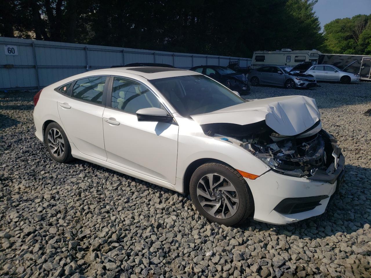 19XFC2F72GE237642 2016 Honda Civic Ex 19XFC2F72GE237642 2016 Honda Civic Ex