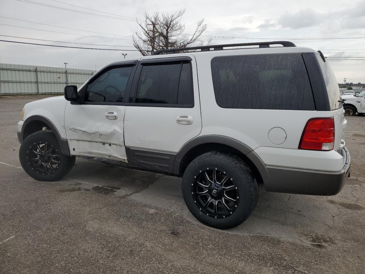 1FMPU16525LA09957 2005 Ford Expedition Xlt