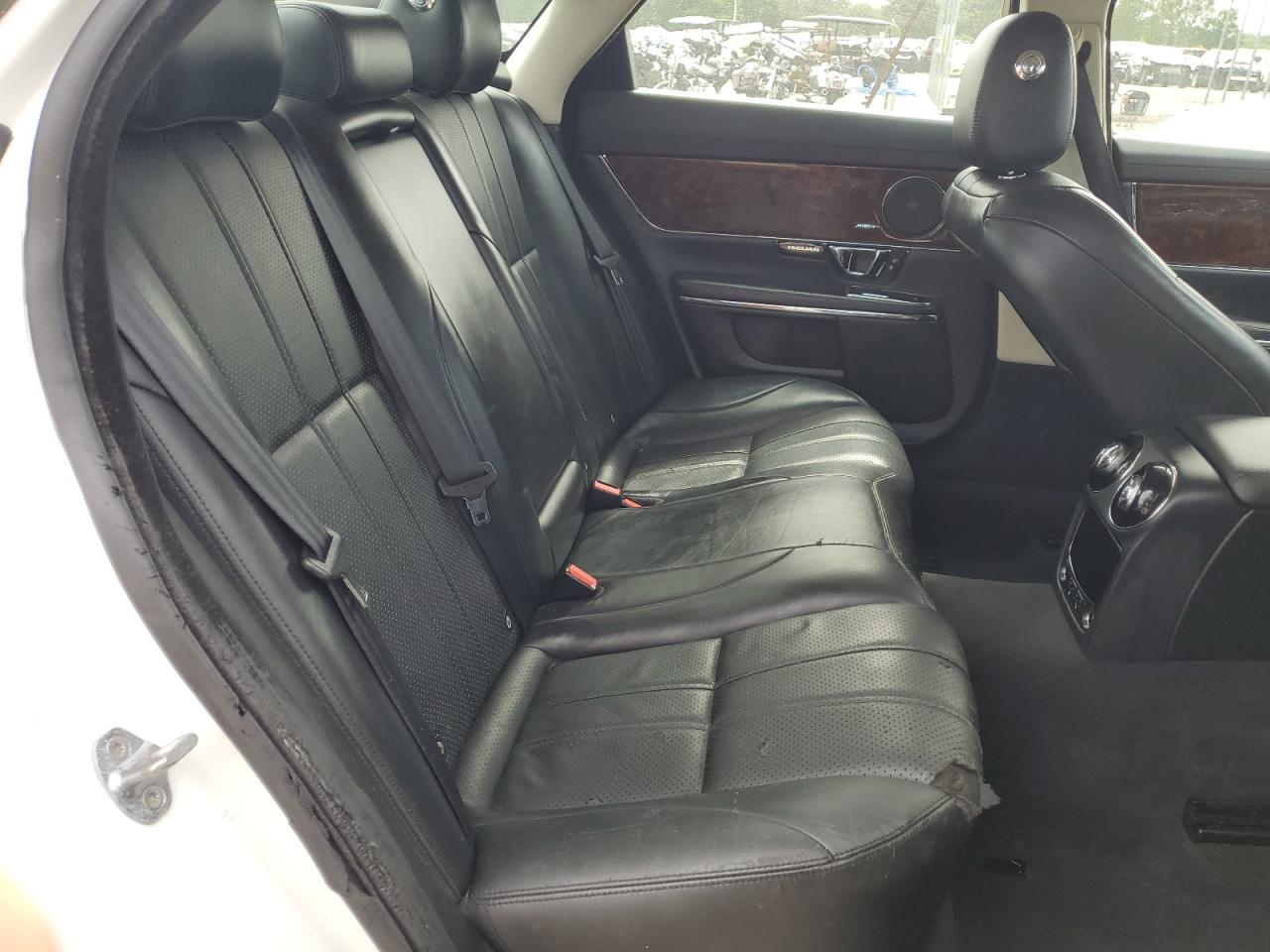 SAJWA1CZ9F8V82974 2015 Jaguar Xj