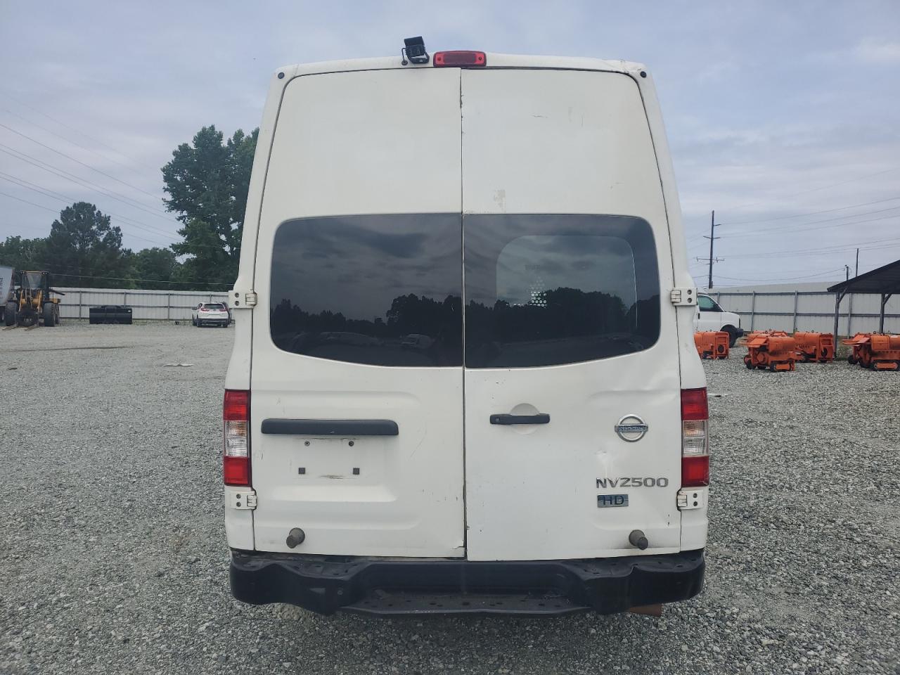 1N6BF0LY1GN815519 2016 Nissan Nv 2500 S