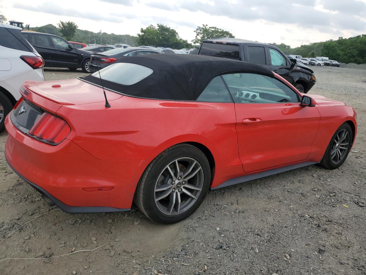 1FATP8UH1H5245384 2017 Ford Mustang