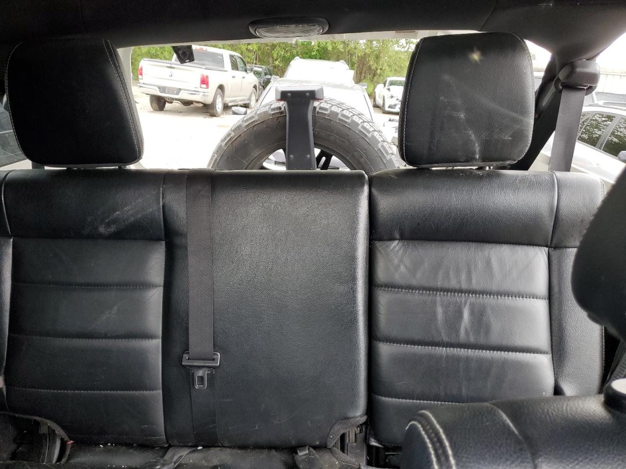 1C4HJWEGXCL158597 2012 Jeep Wrangler Unlimited Sahara