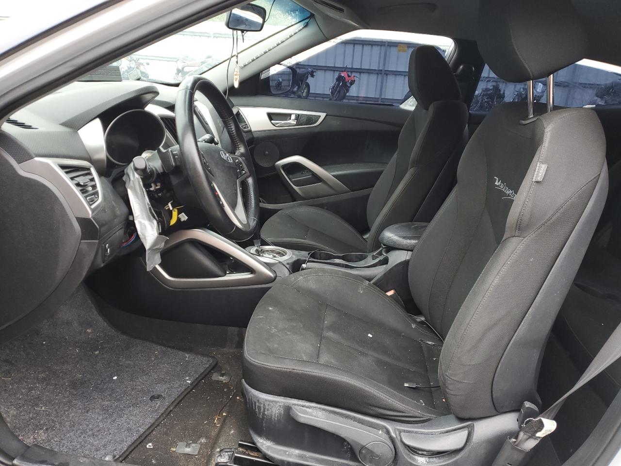 KMHTC6AD0HU310609 2017 Hyundai Veloster