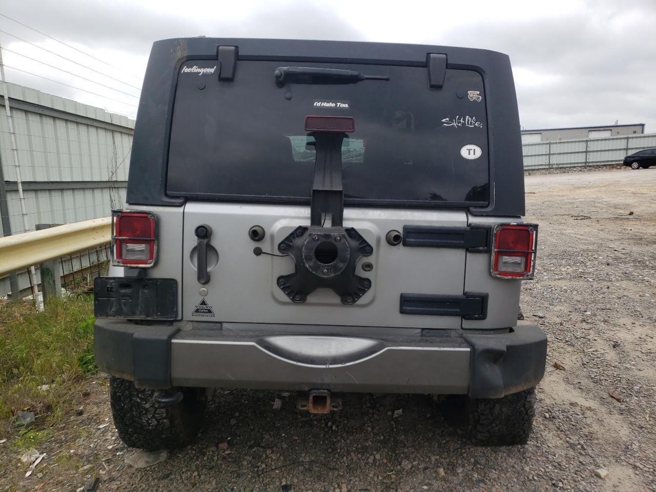 1C4BJWDG5EL241445 2014 Jeep Wrangler Unlimited Sport