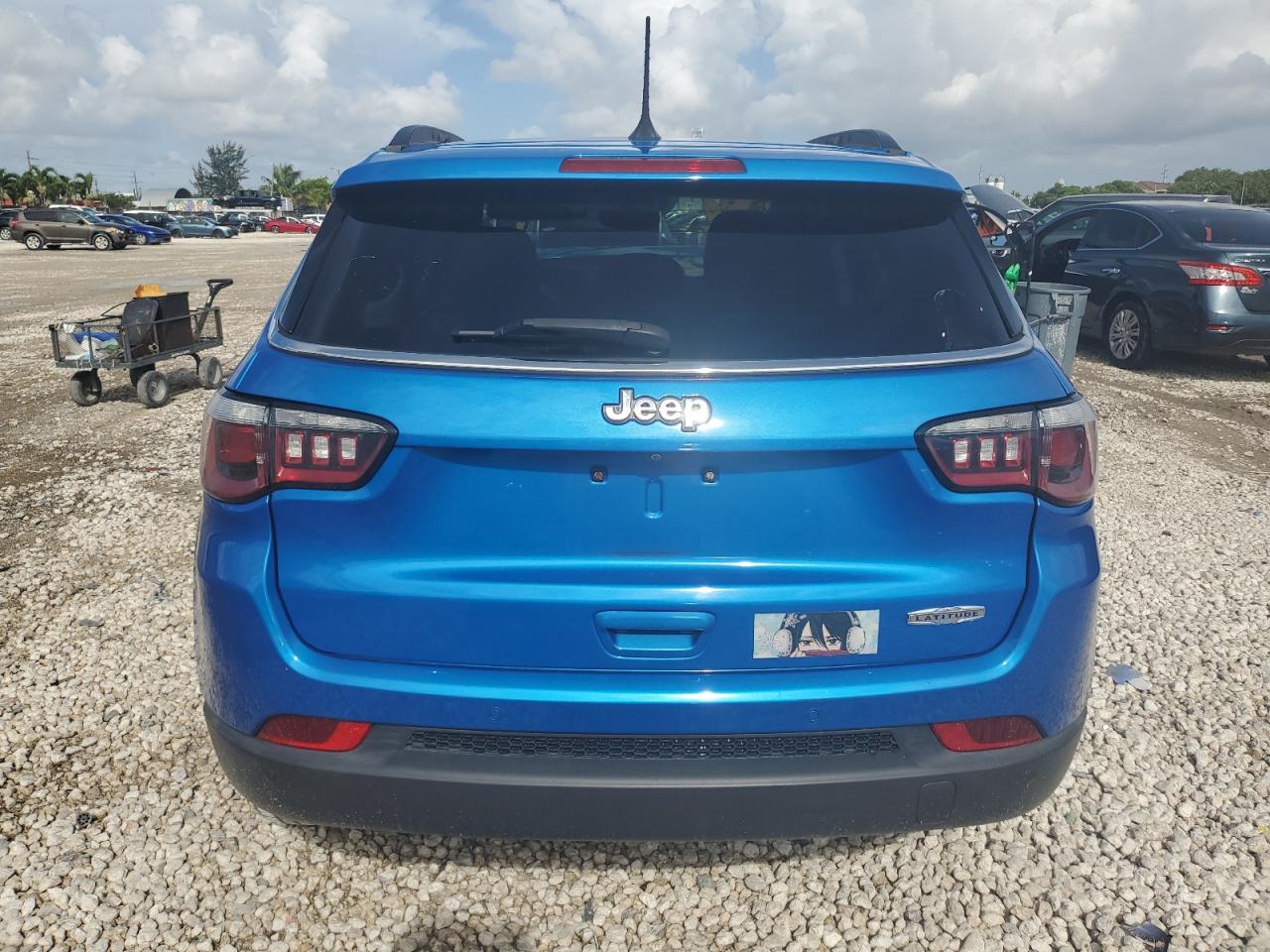 3C4NJCBB1JT181729 2018 Jeep Compass Latitude