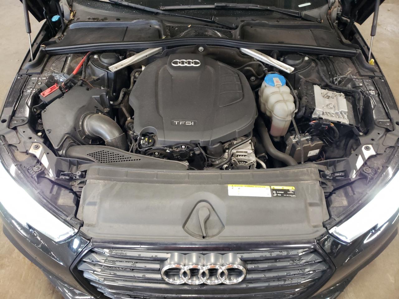 WAUENAF48JA221877 2018 Audi A4 Premium Plus