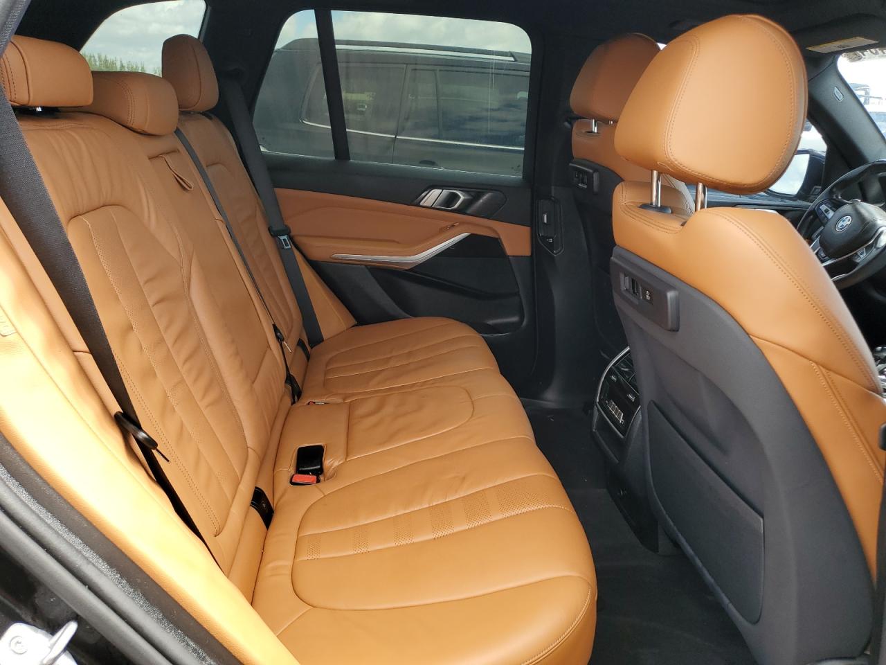 5UXCR6C55KLK83332 2019 BMW X5 xDrive40I