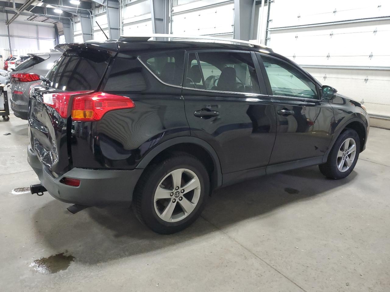 2015 Toyota Rav4 Xle vin: 2T3RFREV6FW388001