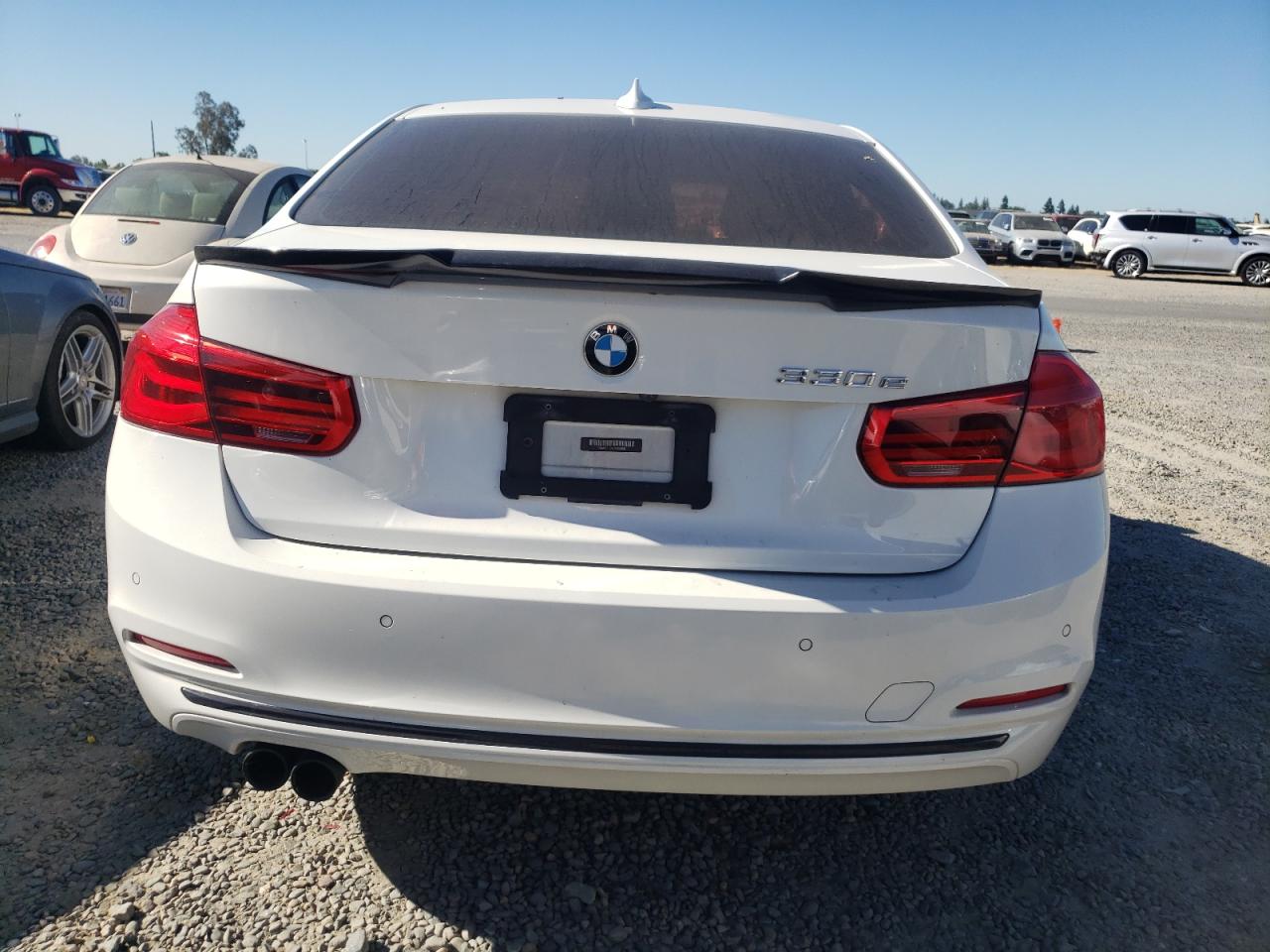 WBA8E1C34HA029956 2017 BMW 330E