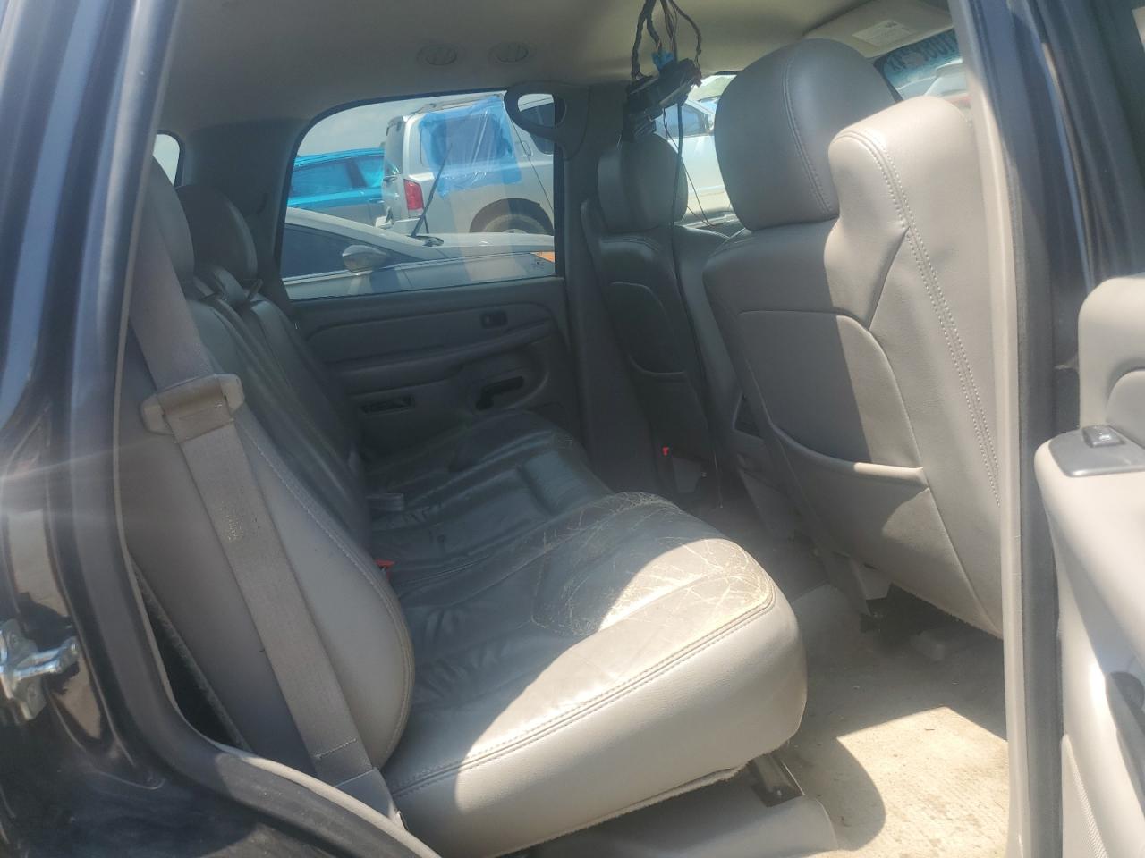 1GNEC13Z24R235439 2004 Chevrolet Tahoe C1500