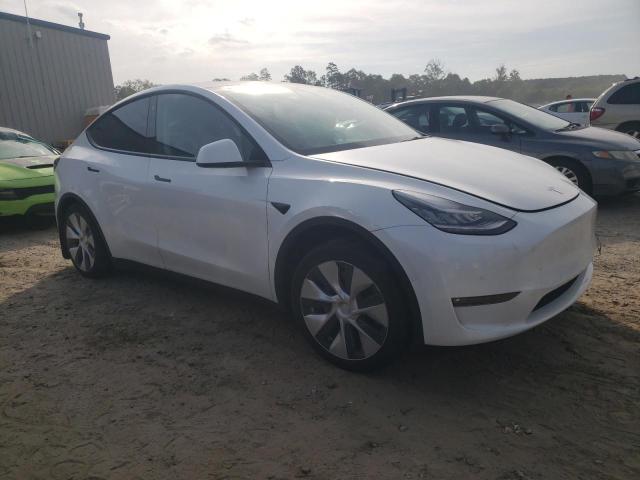 5YJYGDEDXMF111020 Tesla Model Y  4