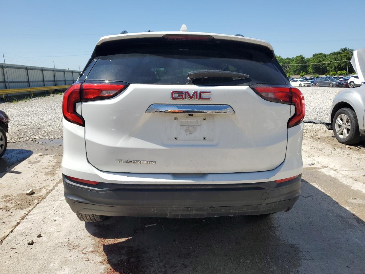 3GKALMEV1KL125977 2019 GMC Terrain Sle