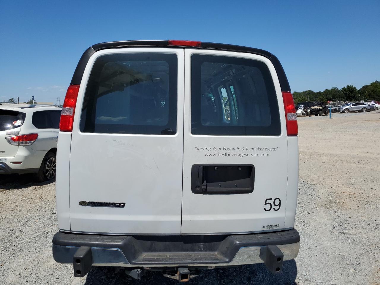 1GCWGAFG6J1904592 2018 Chevrolet Express G2500