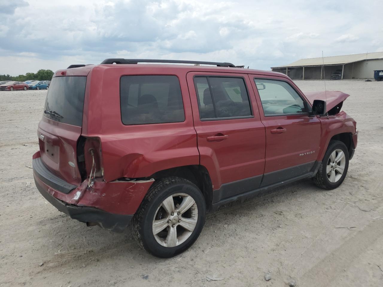 2014 Jeep Patriot Latitude vin: 1C4NJRFB1ED810379