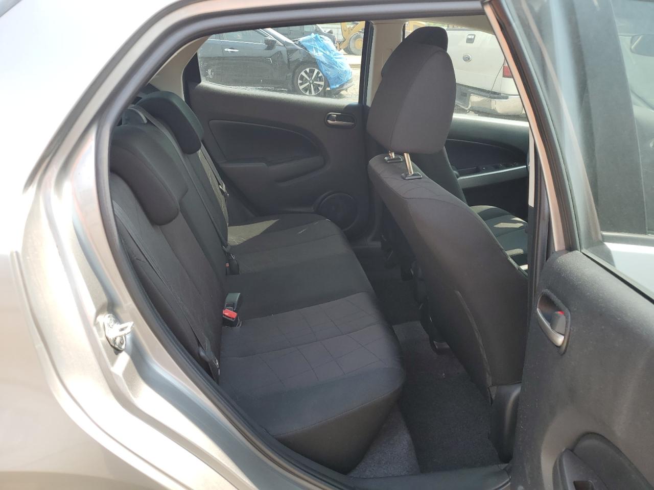 JM1DE1KY3D0165266 2013 Mazda Mazda2