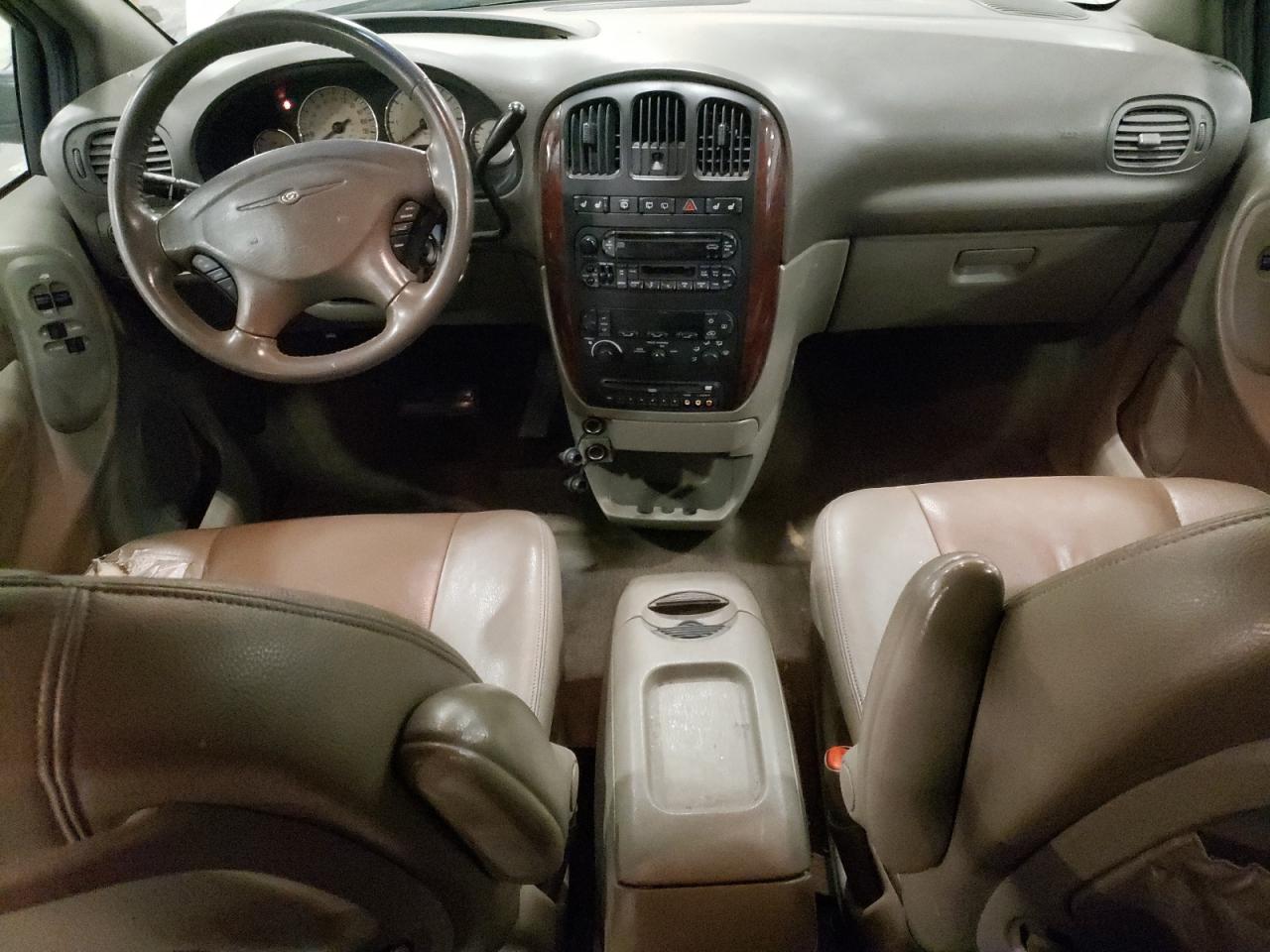 2C4GP54L04R589445 2004 Chrysler Town & Country Touring