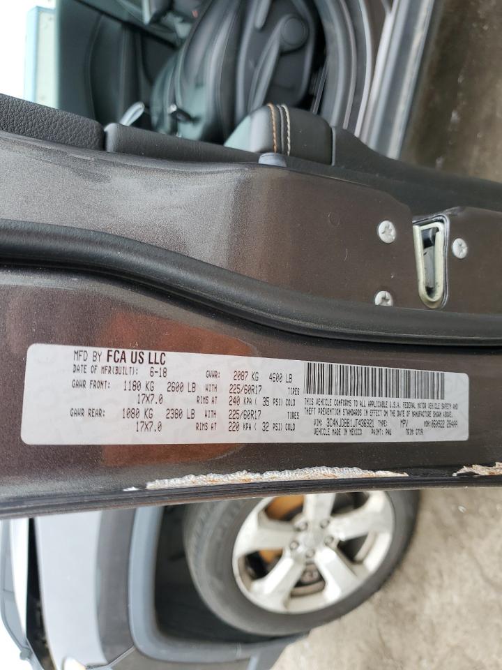 3C4NJDBB1JT436921 2018 Jeep Compass Latitude