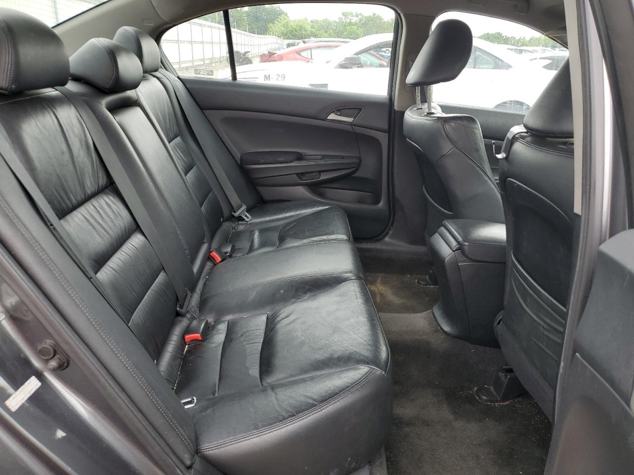 1HGCP2F68BA028028 2011 Honda Accord Se