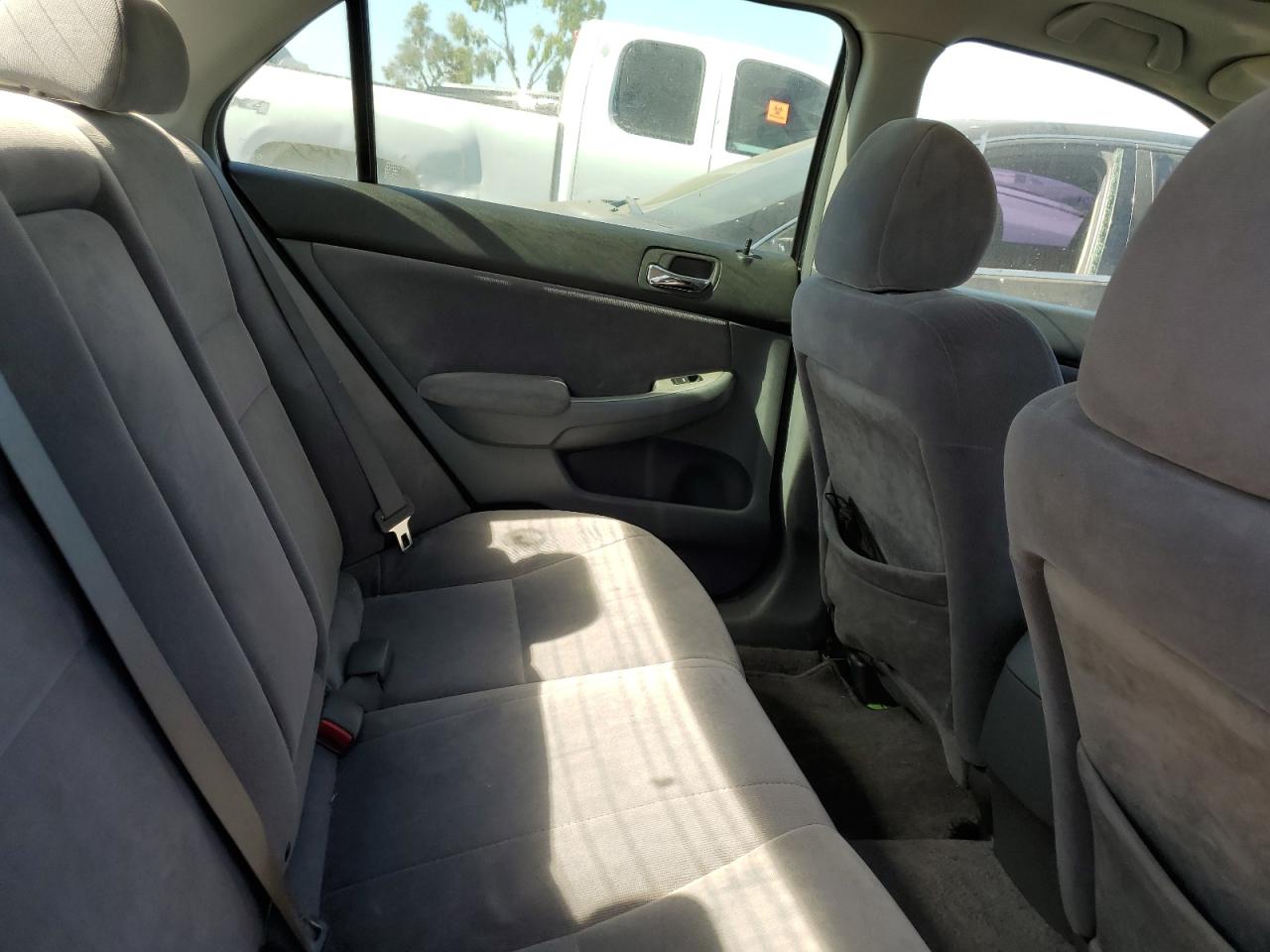 JHMCM56664C017012 2004 Honda Accord Ex