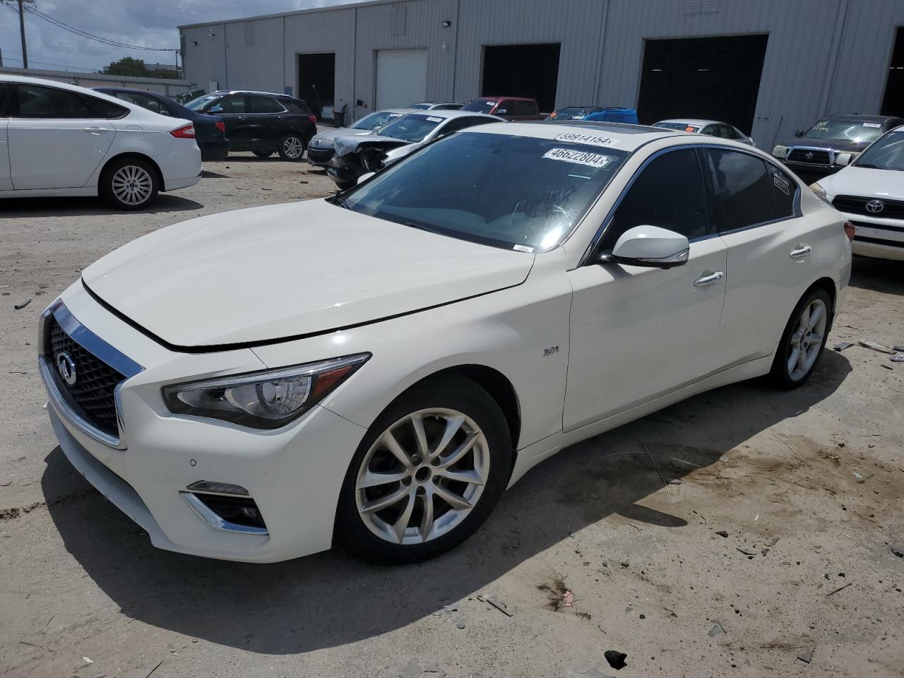 2018 Infiniti Q50 Luxe vin: JN1EV7AP8JM360061