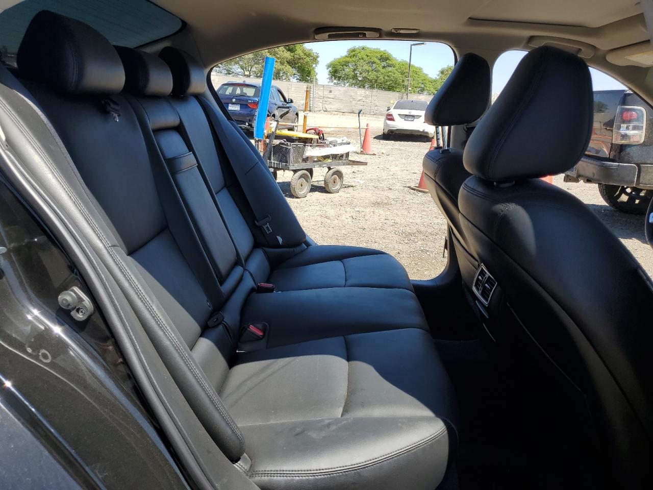 JN1EV7AP5JM362673 2018 Infiniti Q50 Luxe