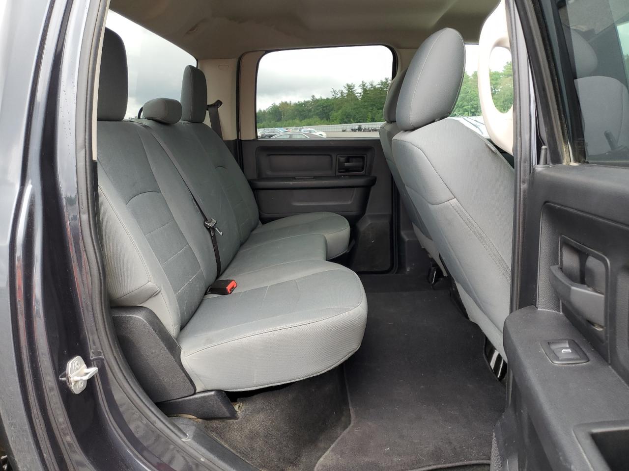 3C63R3CJ7EG311038 2014 Ram 3500 St