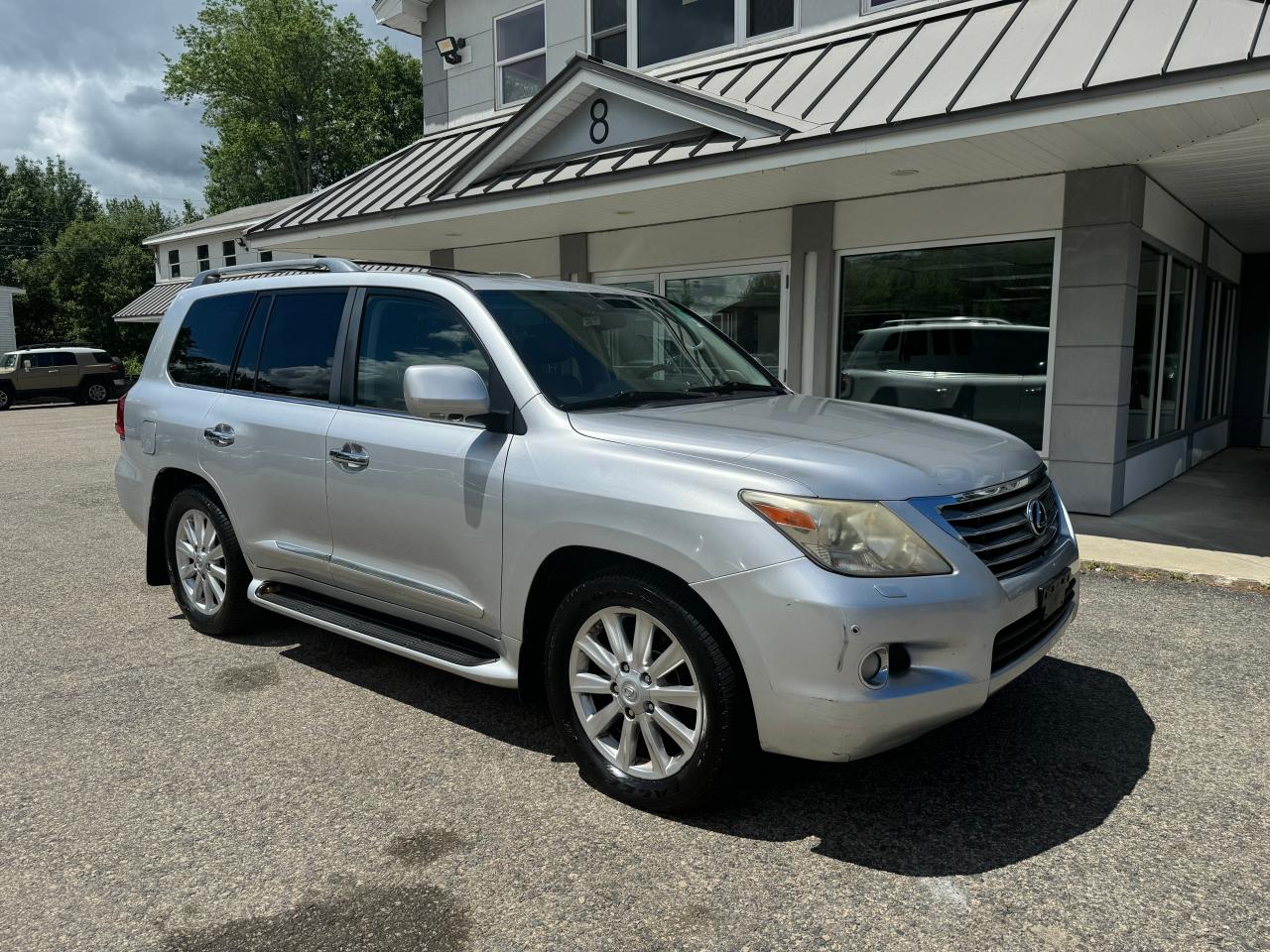 JTJHY7AX9A4041170 2010 Lexus Lx 570