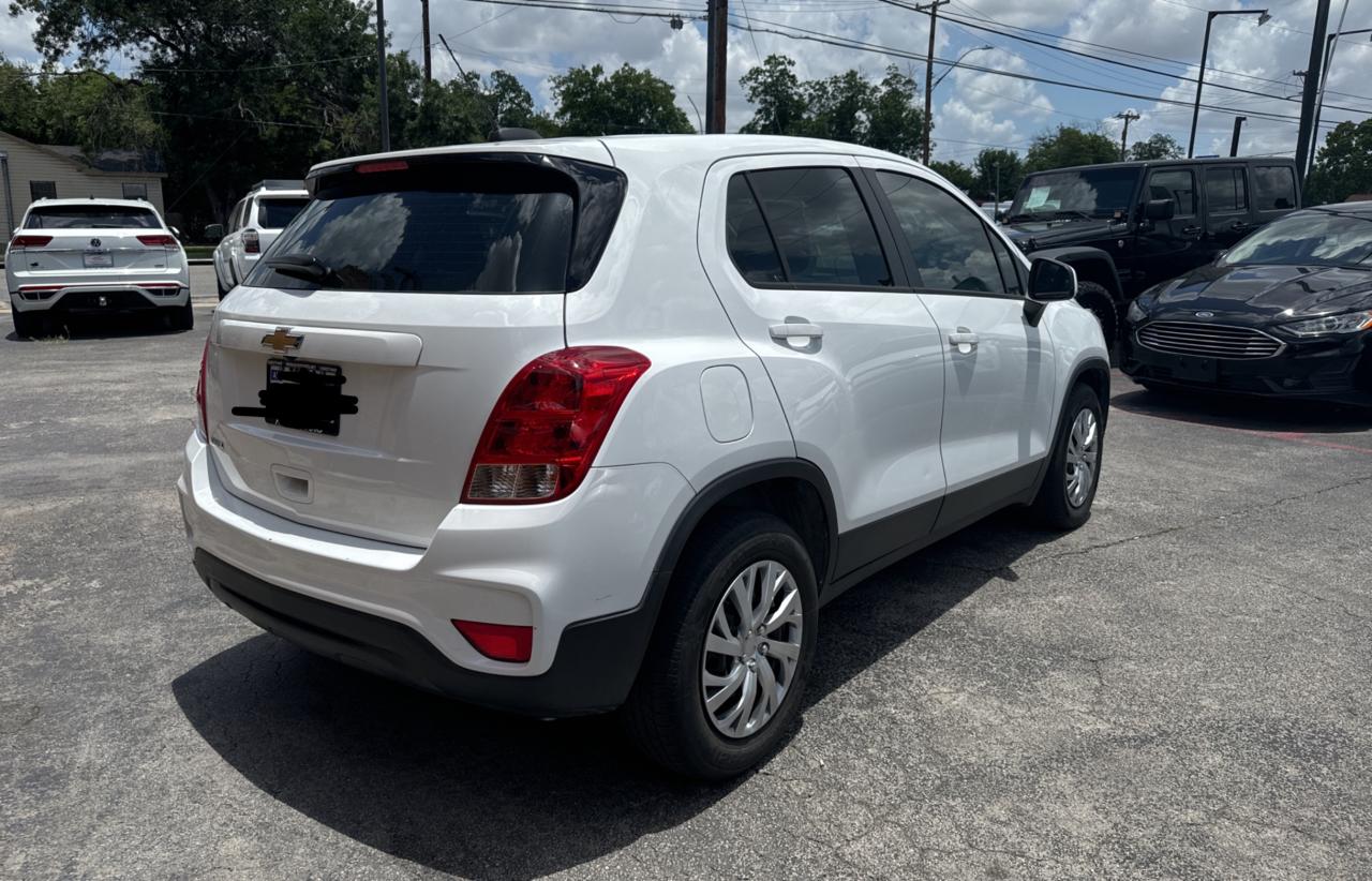 2018 Chevrolet Trax Ls vin: KL7CJKSB6JB722239