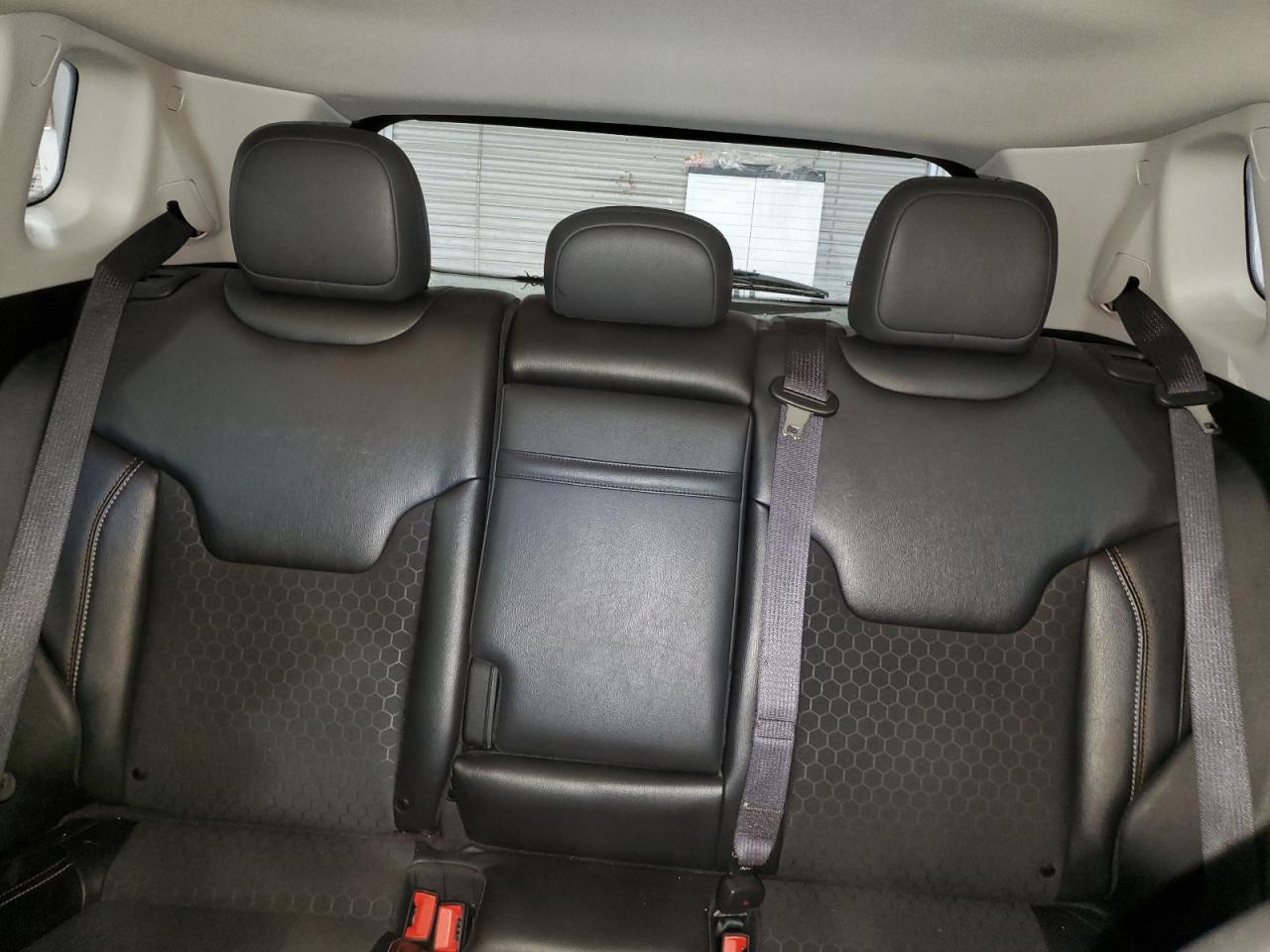 3C4NJCBB8LT102849 2020 Jeep Compass Latitude