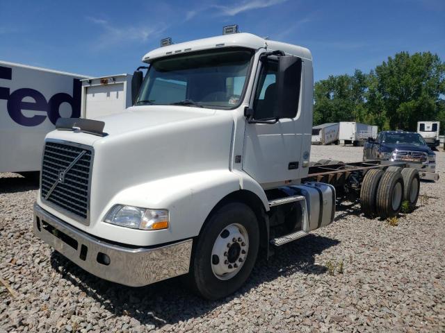 2013 Volvo Vn Vnm VIN: 4V5MC9DF7DN145427 Lot: 58405354