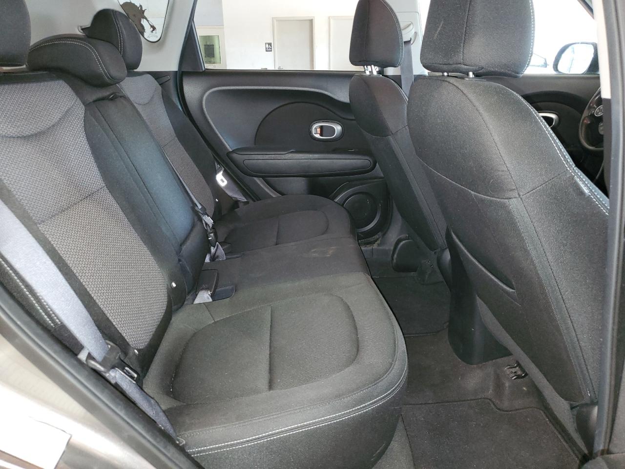 KNDJP3A56J7536620 2018 Kia Soul +