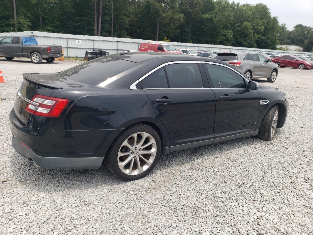 2013 Ford Taurus Limited vin: 1FAHP2F8XDG116073