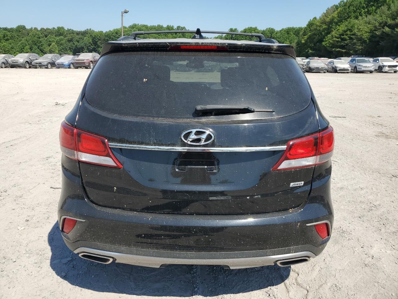 2017 Hyundai Santa Fe Se vin: KM8SMDHF6HU236438