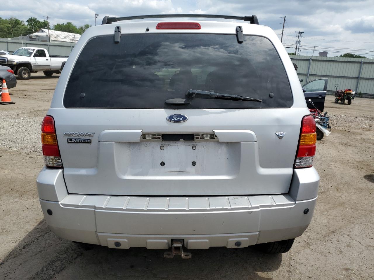 1FMCU94175KB36657 2005 Ford Escape Limited