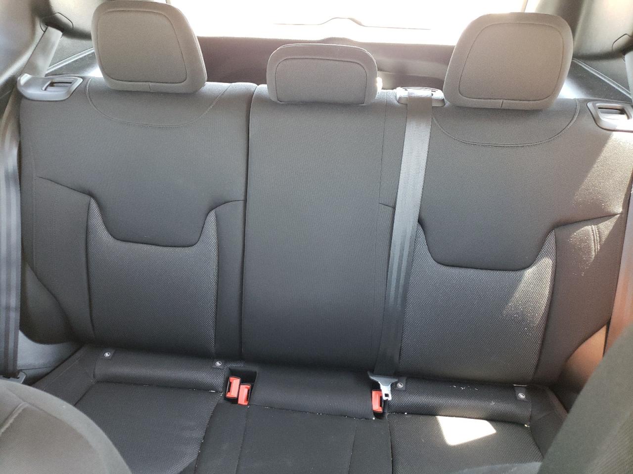 ZACNJCAB8MPM16203 2021 Jeep Renegade Sport